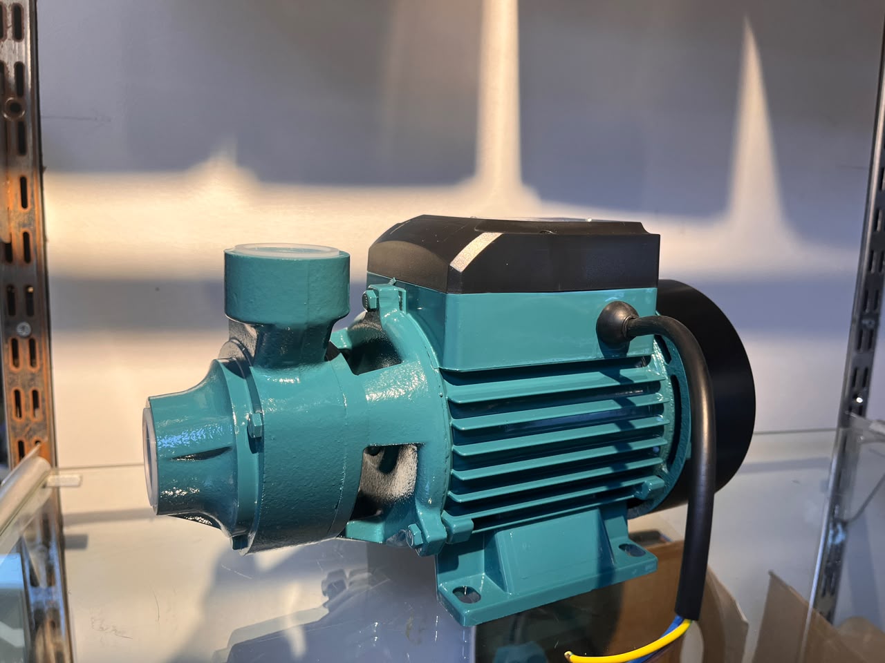 370 W (0.5 HP) AC BOOSTER PUMP